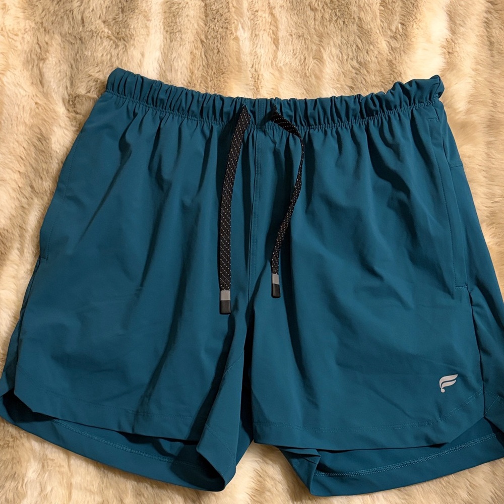 Fabletics The Take Over Shorts - Teal